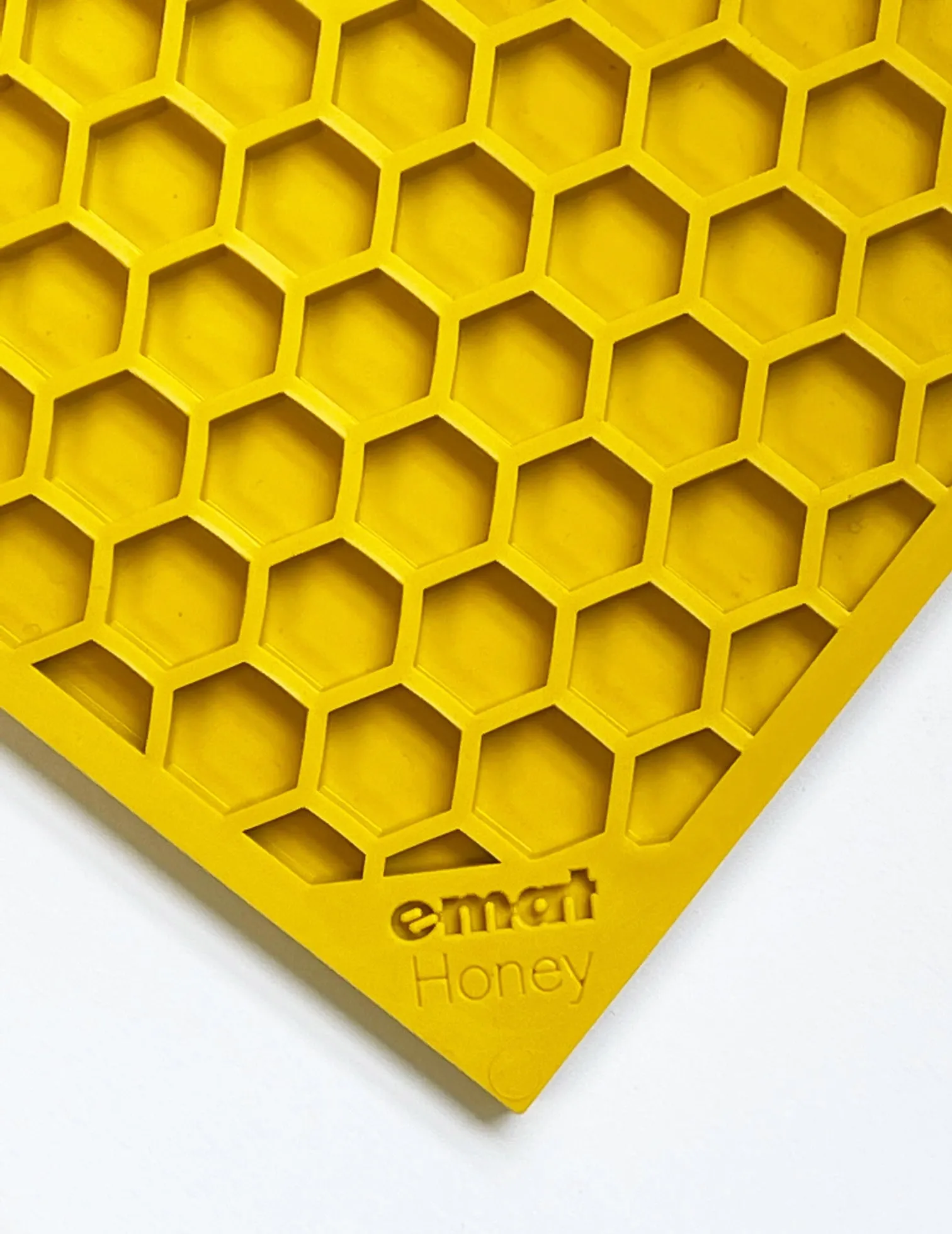 Honeycomb Design Emat Enrichment Licking Mat